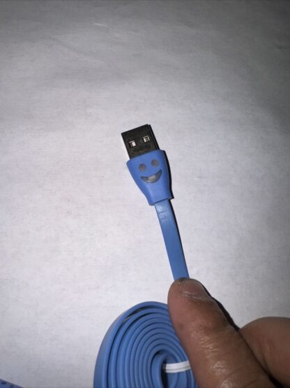 Light Up Smiley Face  Lighting Charging Cable (Light Blue) - Image 2